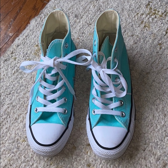 Converse Other - Kids converse girls size 5.5 Converse Other - Kids converse girls size 5.5